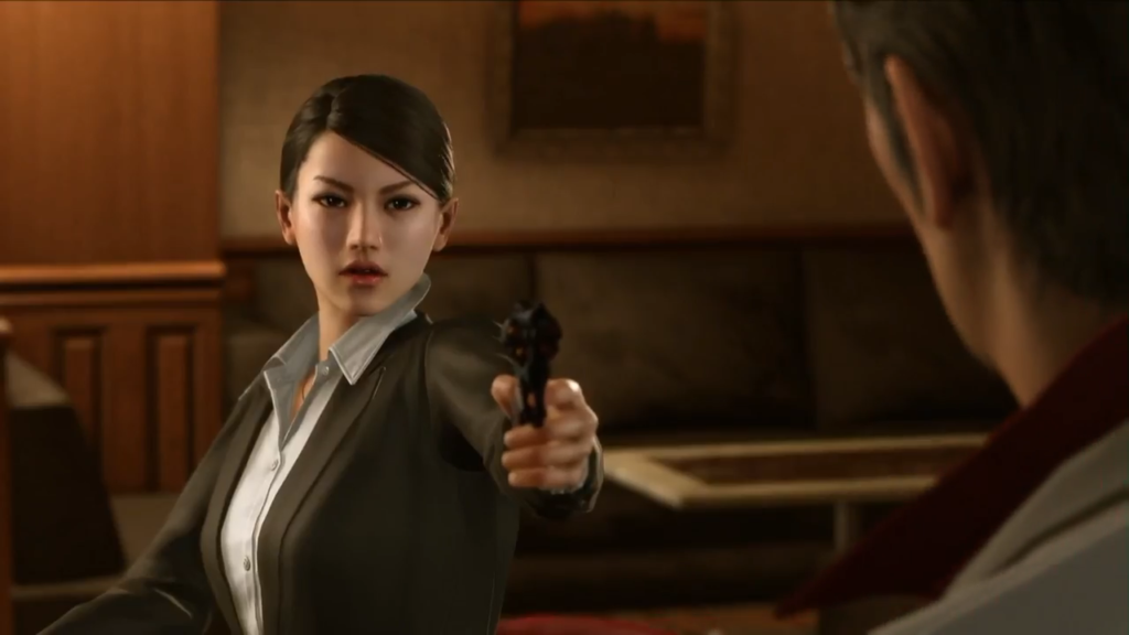 Kaoru aponta uma arma para Kiryu