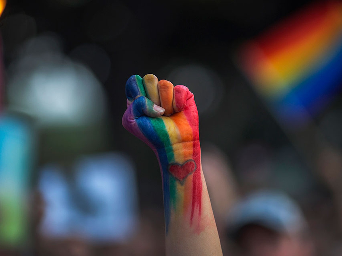 Quem paga o preço da arte LGBT engajada?