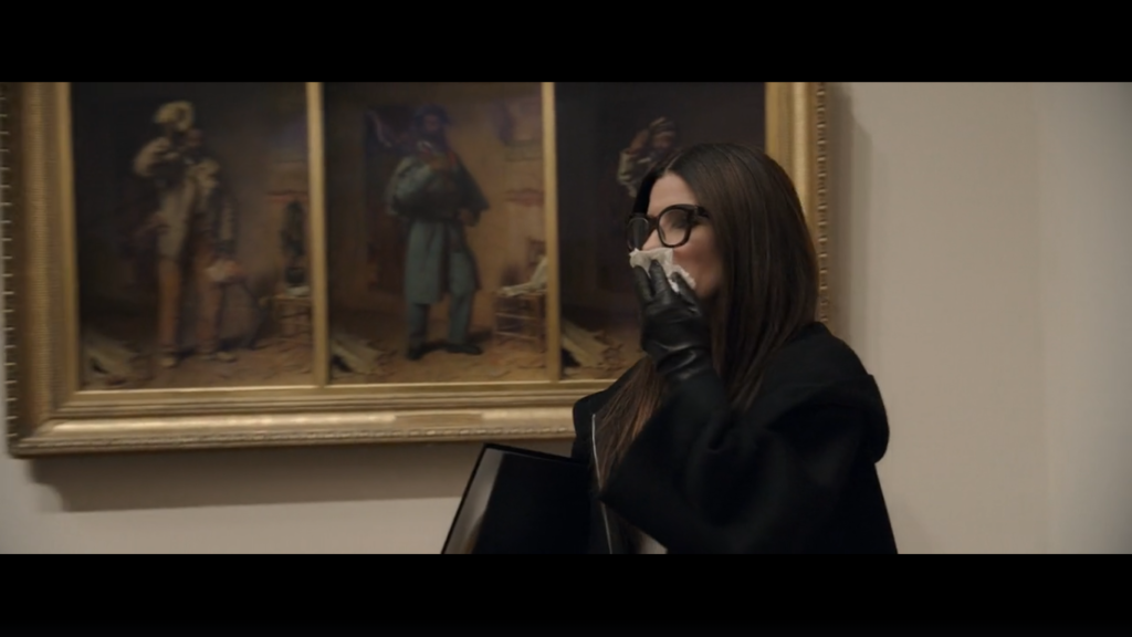 Personagem em galeria de pinturas no museu, tossindo em um lenço