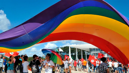 Ativistas LGBTQIA+ cobram políticas públicas em Brasília